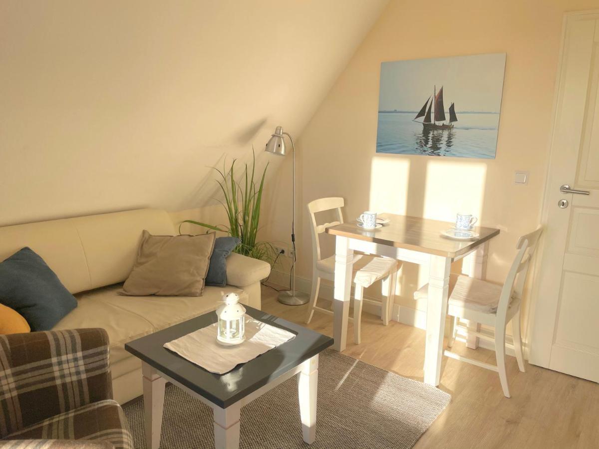 Ferienwohnungen Im Haus Boree Prerow Exteriör bild