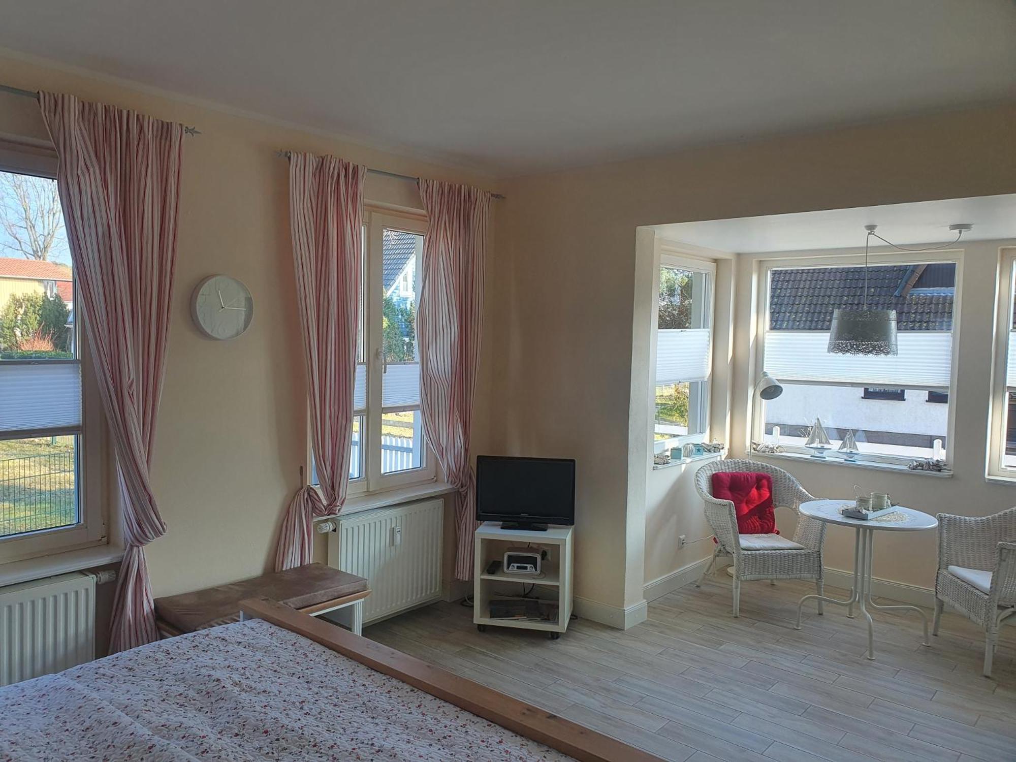 Ferienwohnungen Im Haus Boree Prerow Exteriör bild